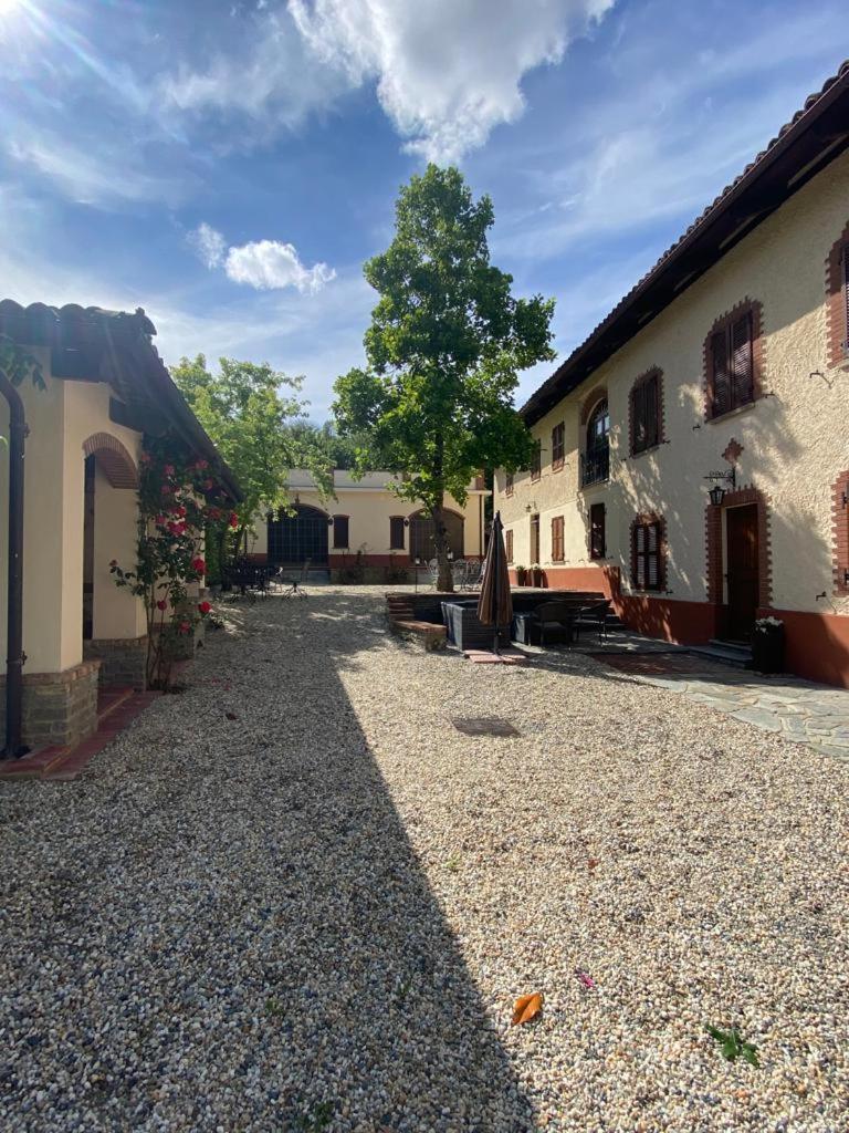 אליאנו טרמה Piemonte Country House מראה חיצוני תמונה